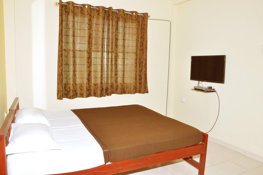 Hotel Vega Residency Bangalore Zimmer foto