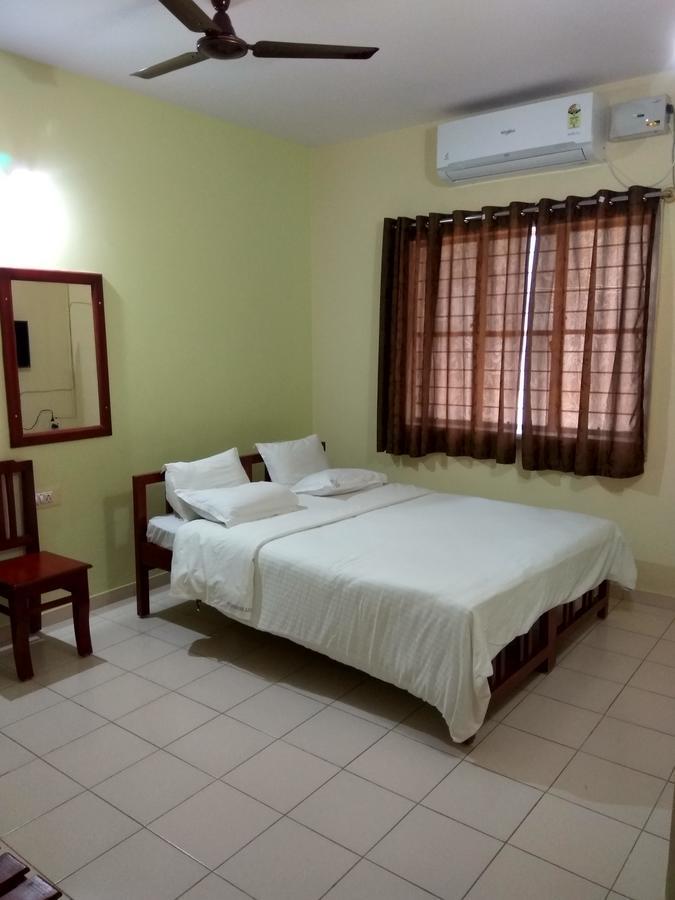Hotel Vega Residency Bangalore Exterior foto